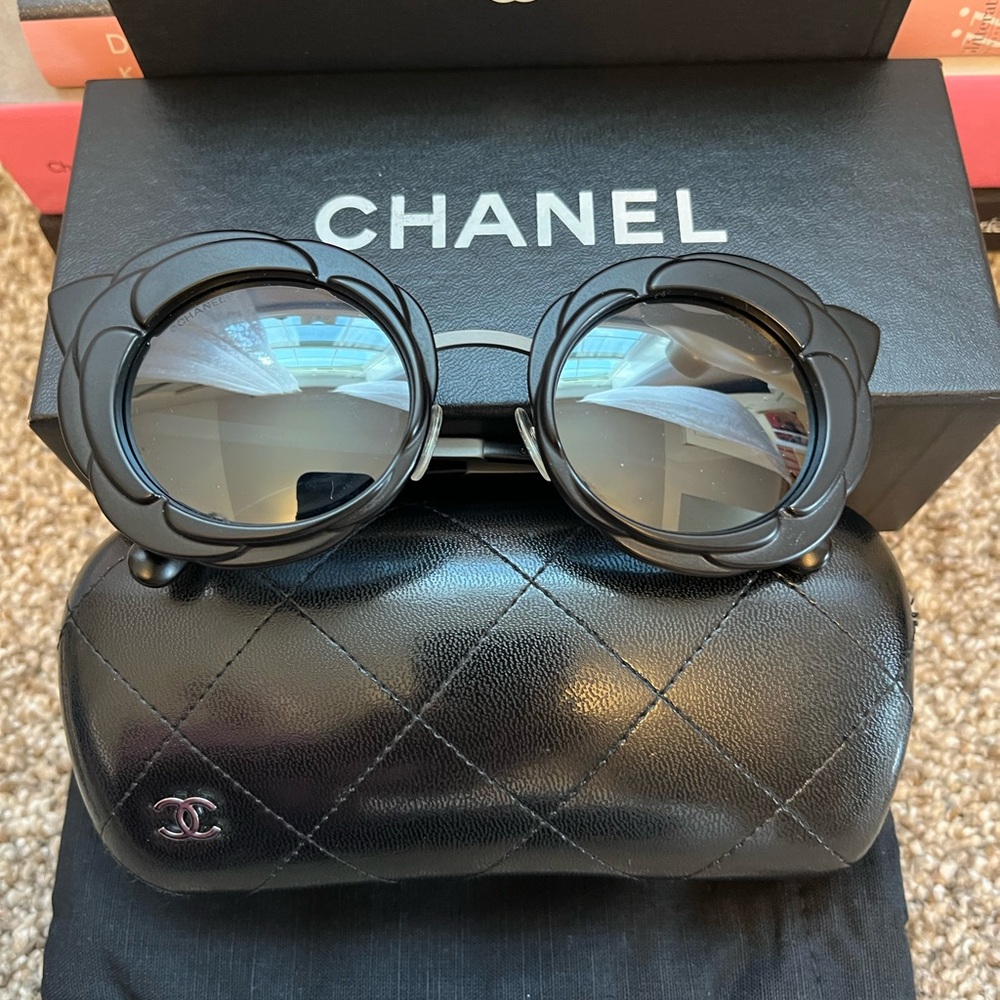 CHANEL Black Camellia Frame Sunglasses
